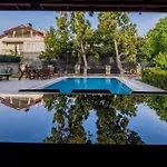 Can Villa