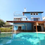 Can Villa Villa